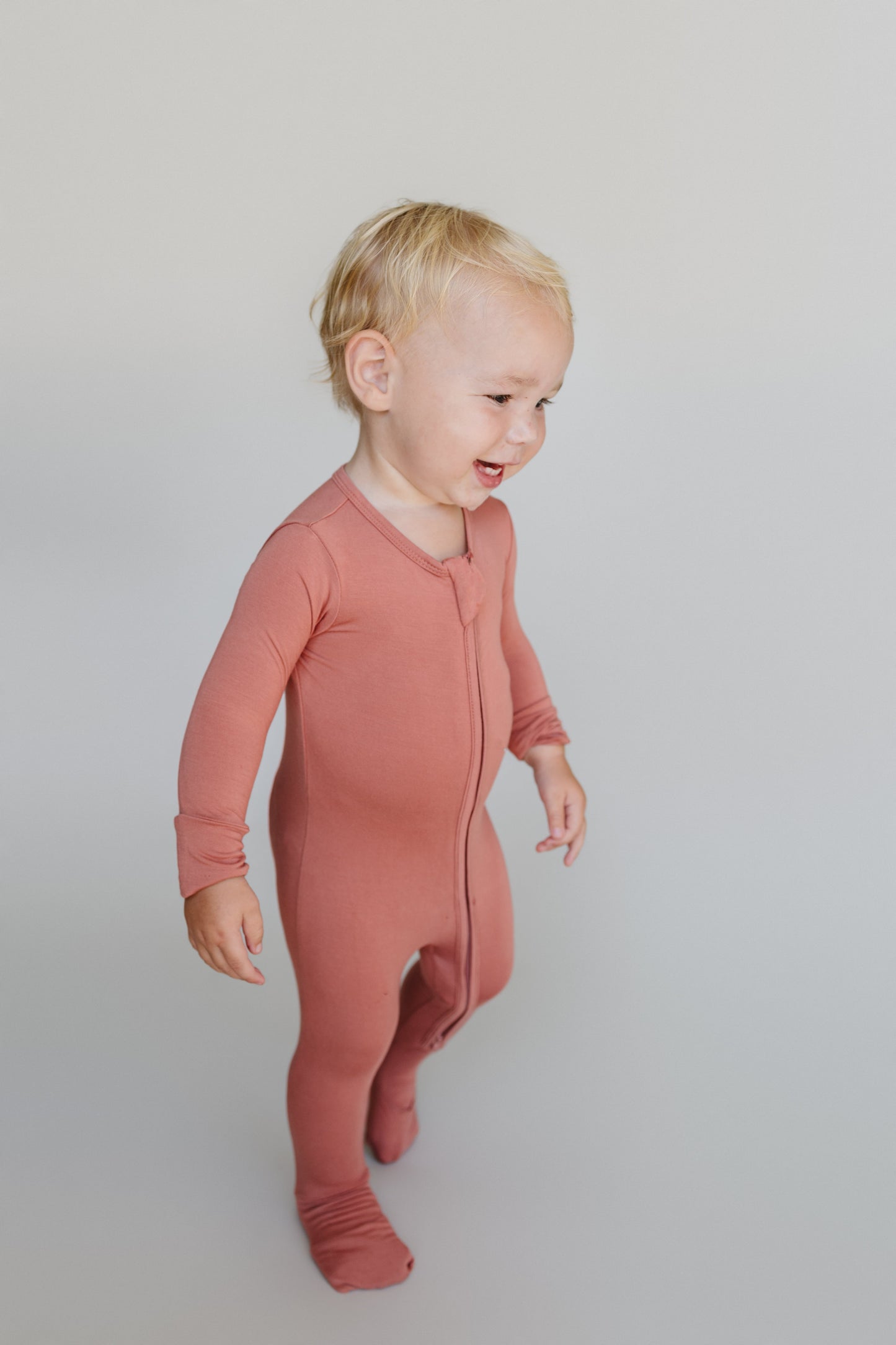 Tiny Tuckets Convertible Zip Footie