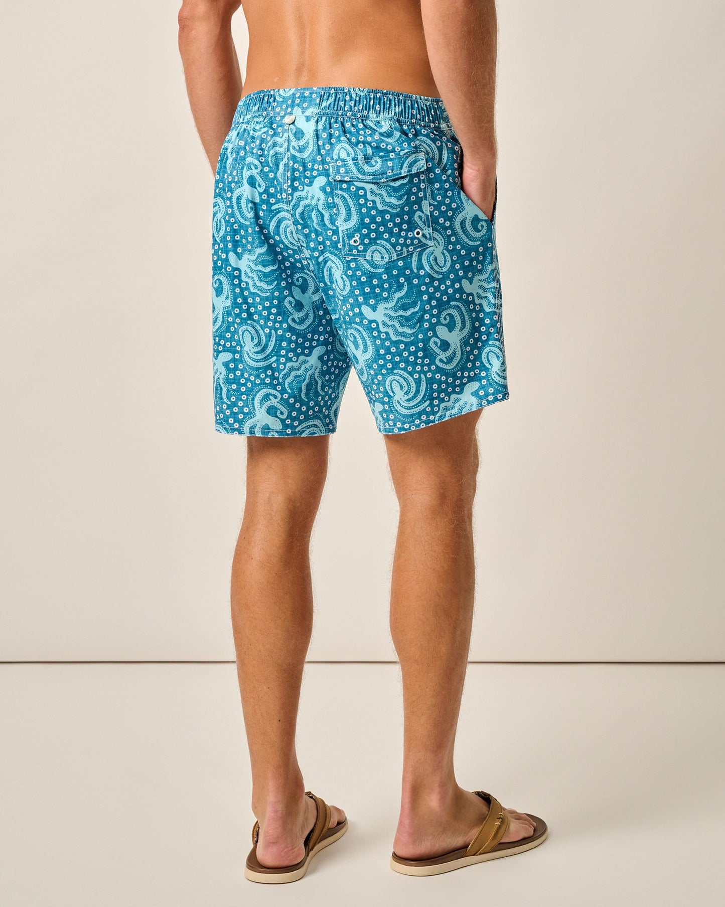 Johnnie-O The Half Elastic 7" Surf Shorts