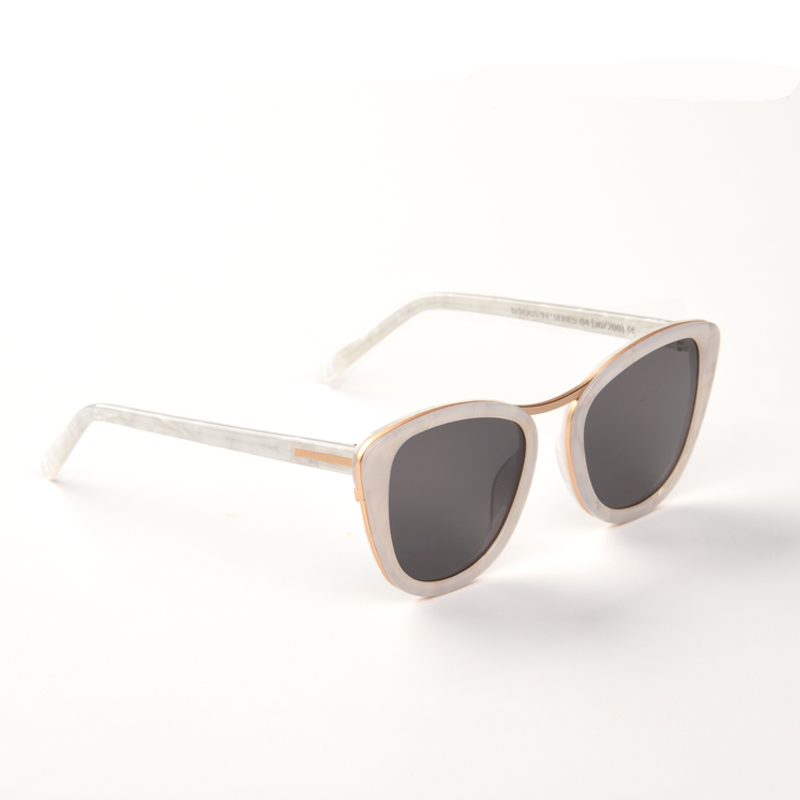 Bisous Sunglasses Headliners Hannah Pearls Mother of Pearl Gold