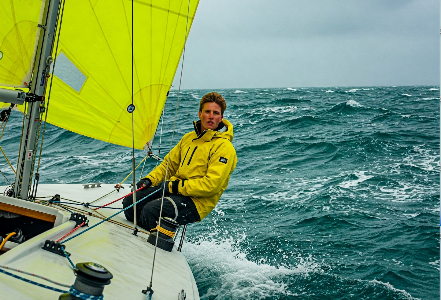 Gear Up for the Water: How to Choose the Ideal Yacht Jackets for You