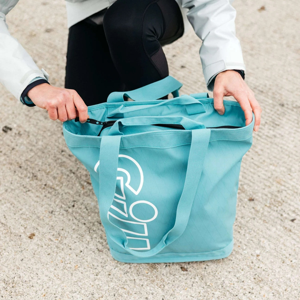 Gill Navigator Tote Bag 20L