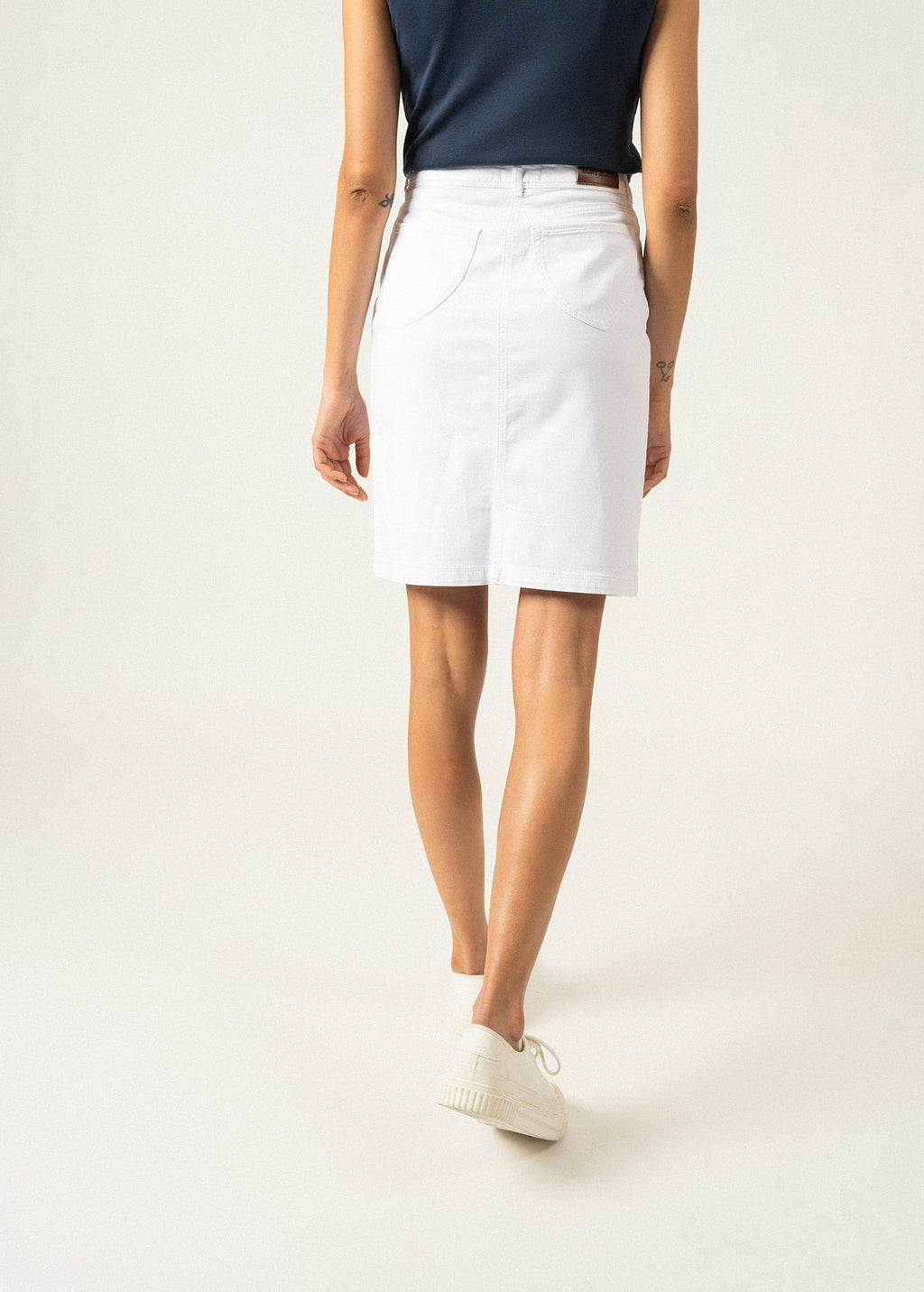 Saint James ELFY - Stretch Straight Skirt in Colorful Denim (WHITE)