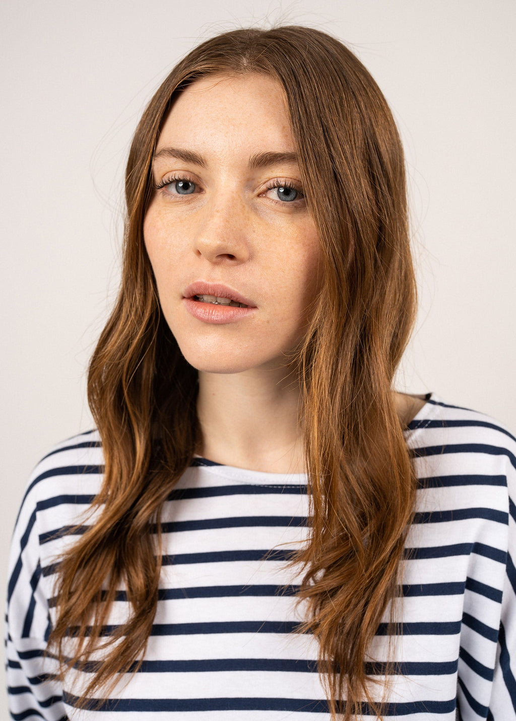 Saint James MINQUIERS DROP II - Drop-Shoulder Breton Striped Shirt | Soft Cotton | Straight Fit (WHITE / NAVY)