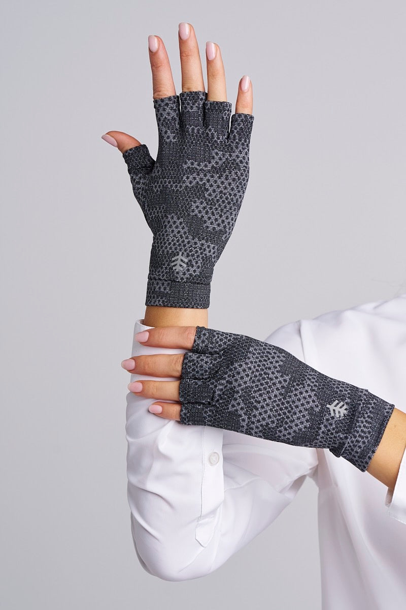 Ouray | Fingerless Gloves | Charcoal Coolibar Camo
