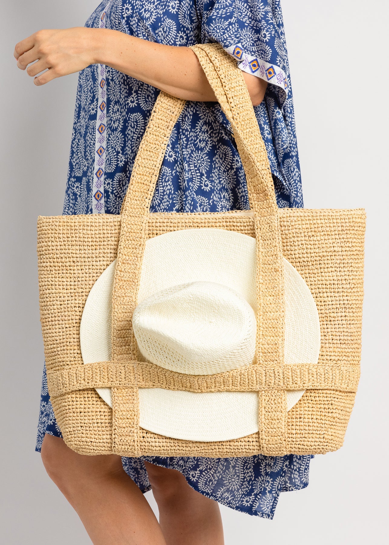 Hat Attack New York The Original Straw Traveler Bag