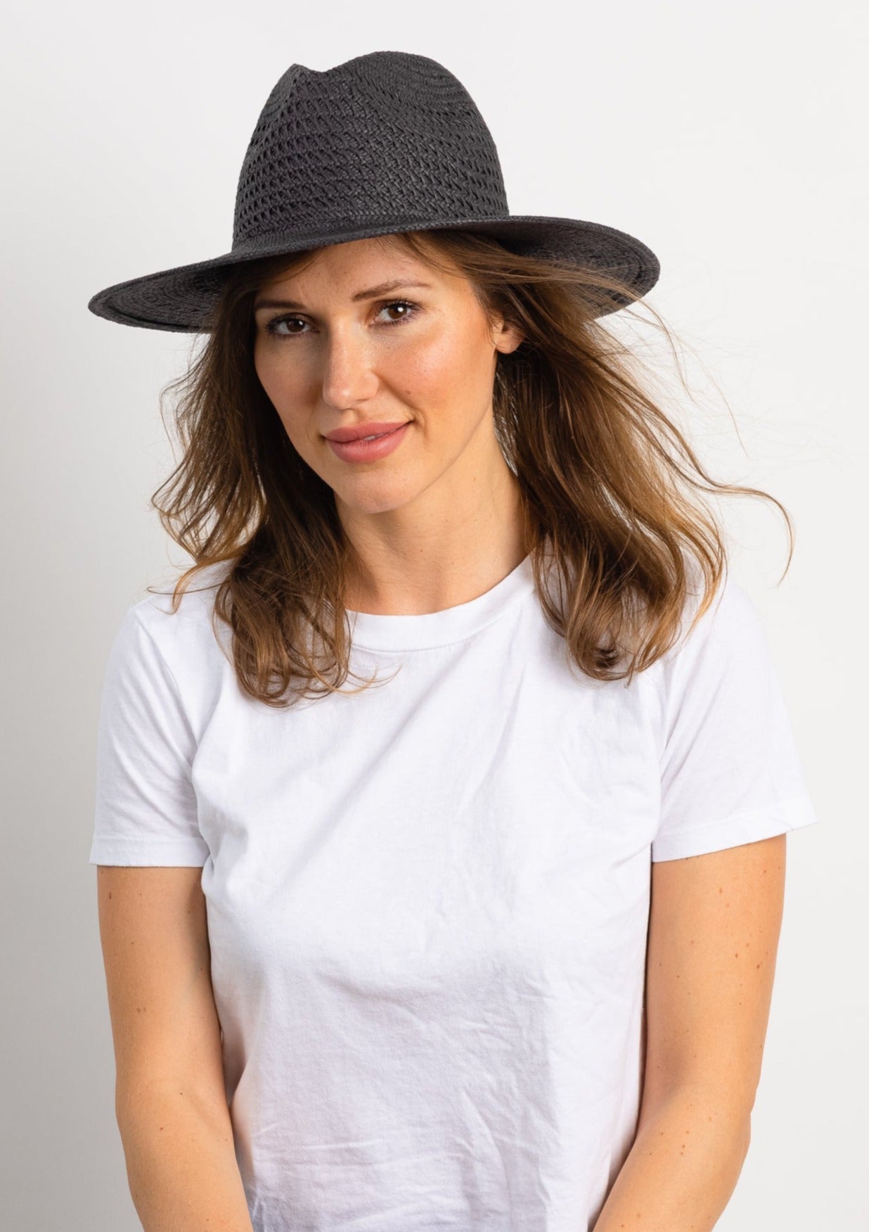 Hat Attack New York Vented Luxe Packable, Black