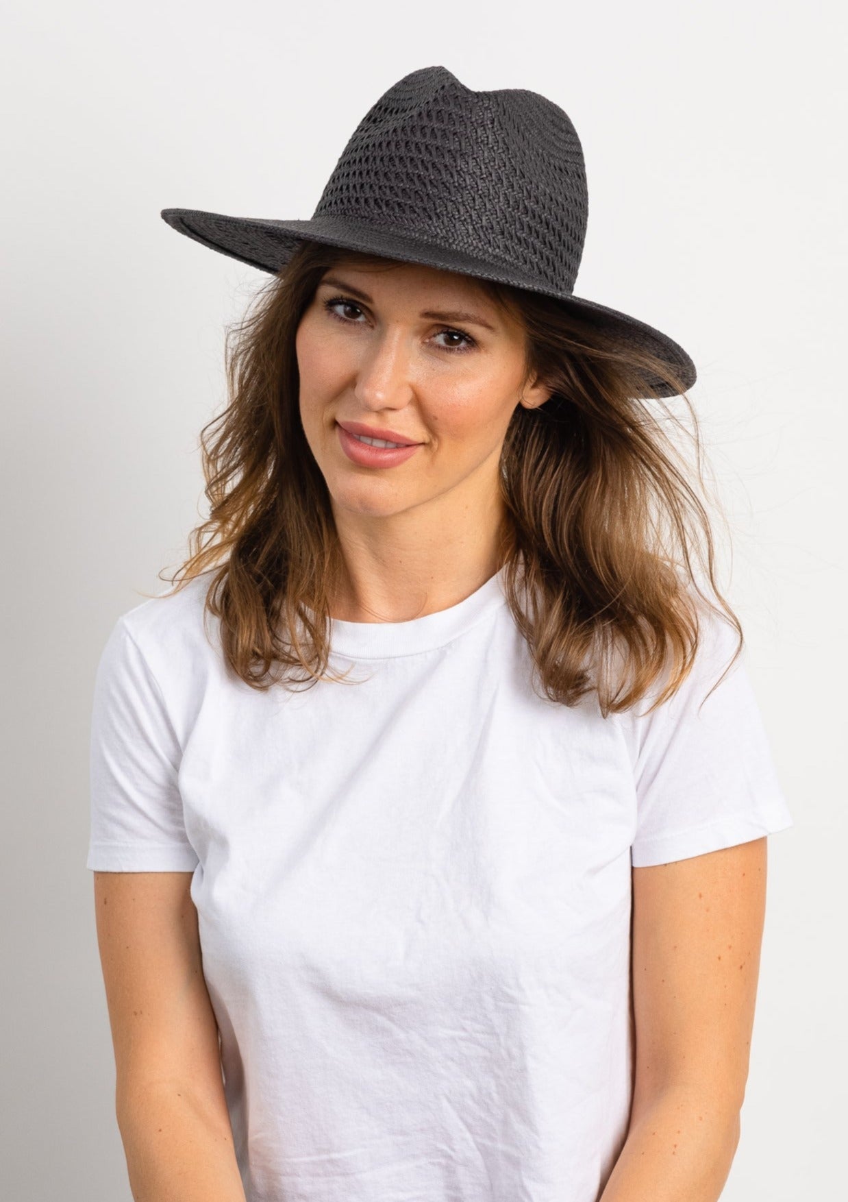Hat Attack New York Vented Luxe Packable, Black