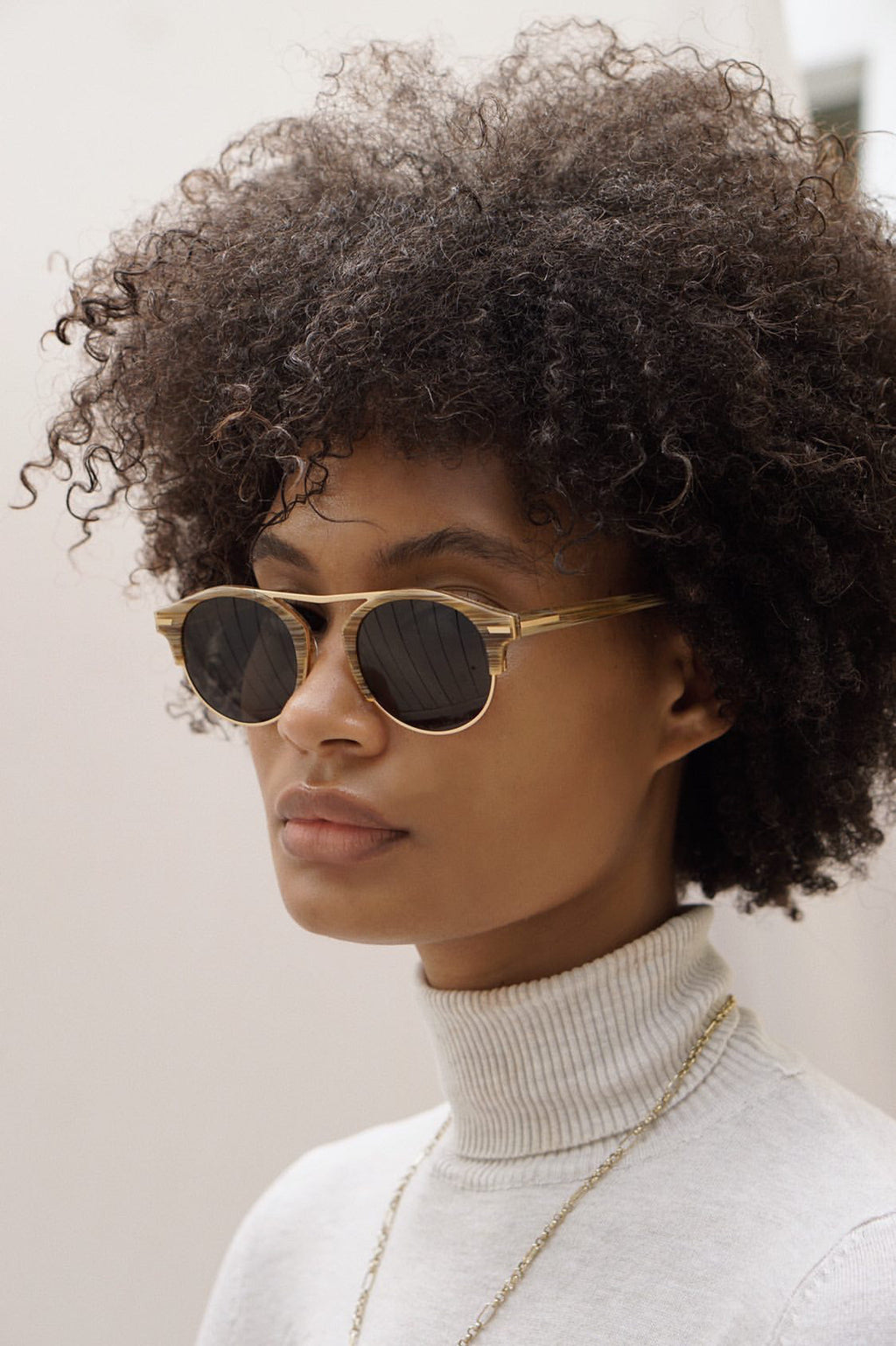 Bisous Sunglasses The Blondes Beach Blonde Gold