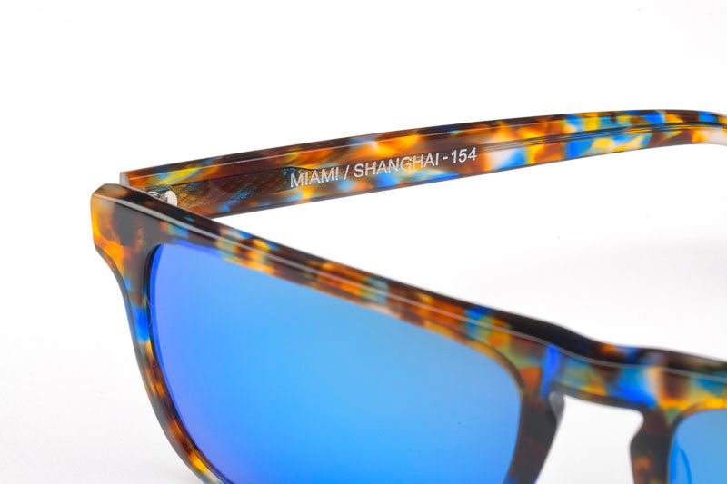 Bisous Sunglasses Sandbar 146 Tortoise Blue Mirror