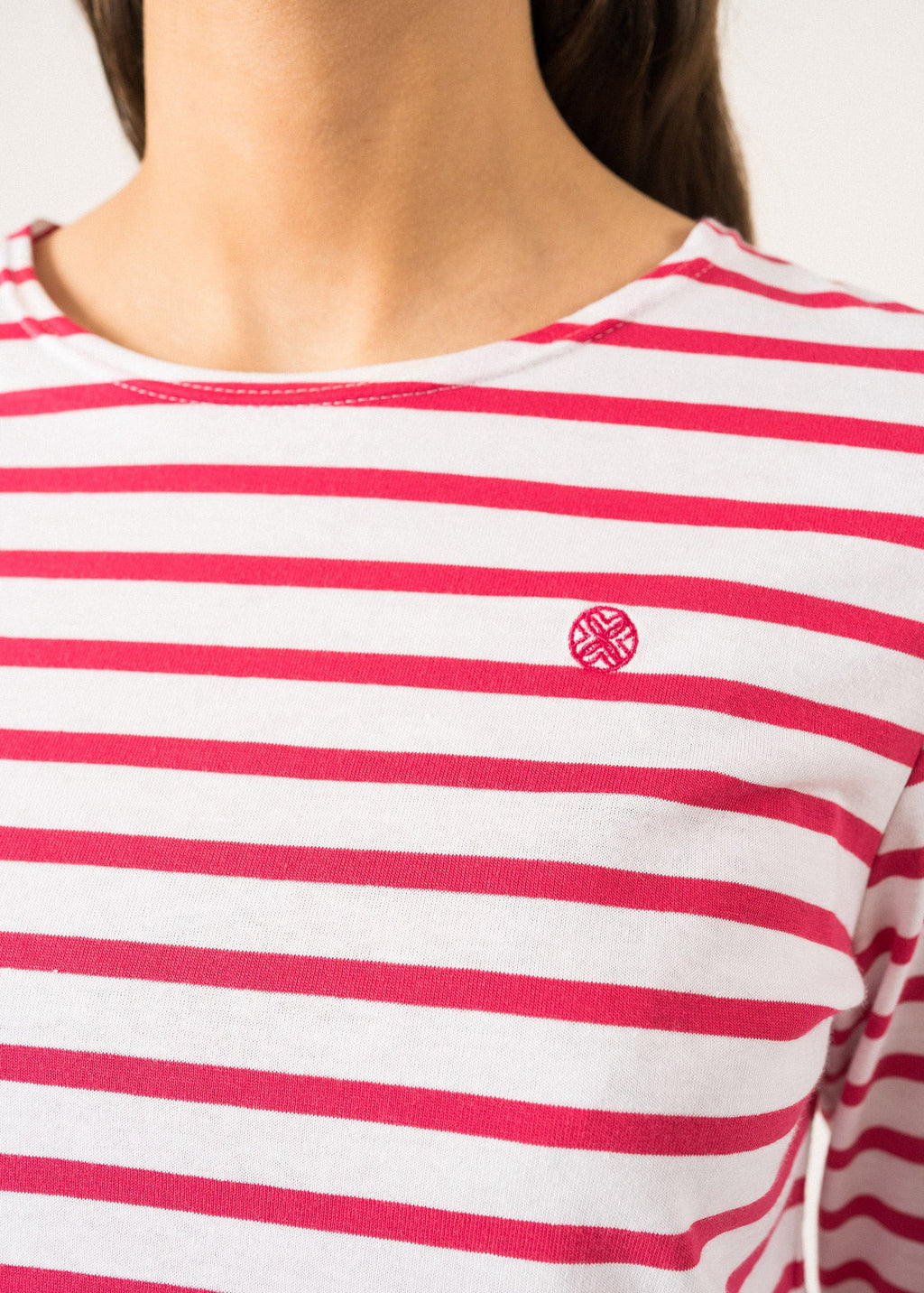 Saint James Lilly Pulitzer x MINQUIDAME - Long-Sleeve Breton Striped Shirt with Lilly Logo Embroidery | Soft Cotton | Women Fit (WHITE / NEON PINK)