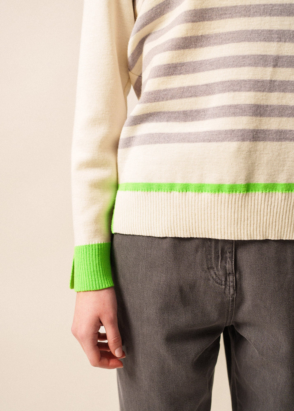 Saint James EVIAN - Striped Wool-Blend Sweater with Side Slits (WHITE / PEARL MELANGE / NEON GREEN)