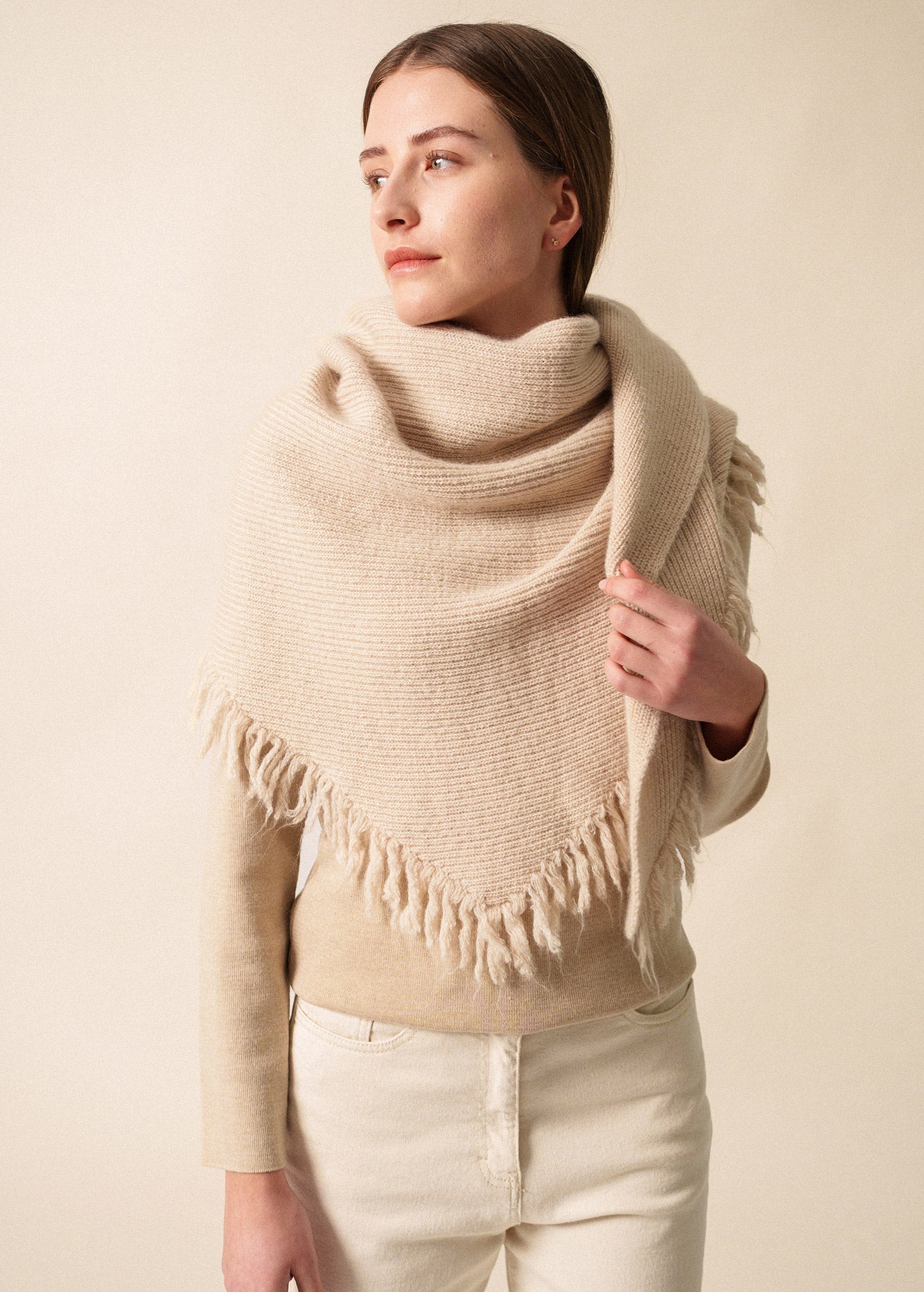 Saint James GO OUEST KNIT SCARF - Large Fringed Triangle Scarf | Mohair & Alpaca Blend (BEIGE)