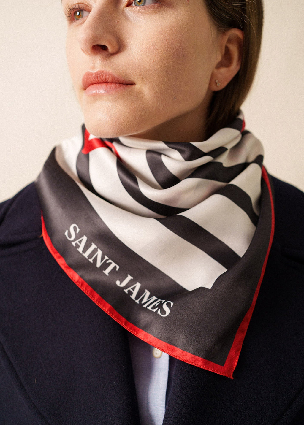 Saint James CARRE COEUR - Striped Square Scarf with Heart Motifs (ECRU / NAVY / RED)