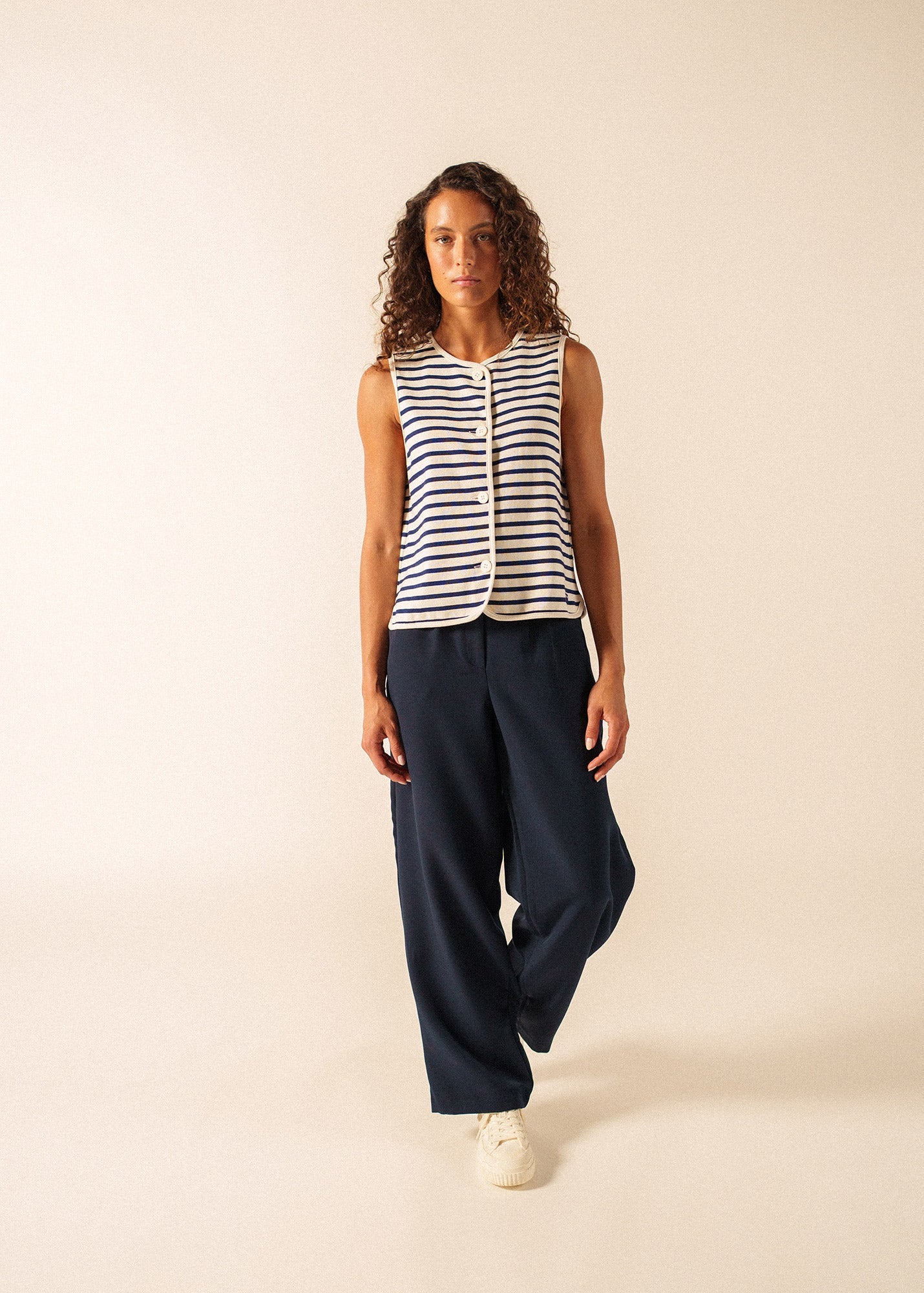 Saint James GOUVILLE Breton Stripe Sleeveless Vest (ECRU / NAVY)