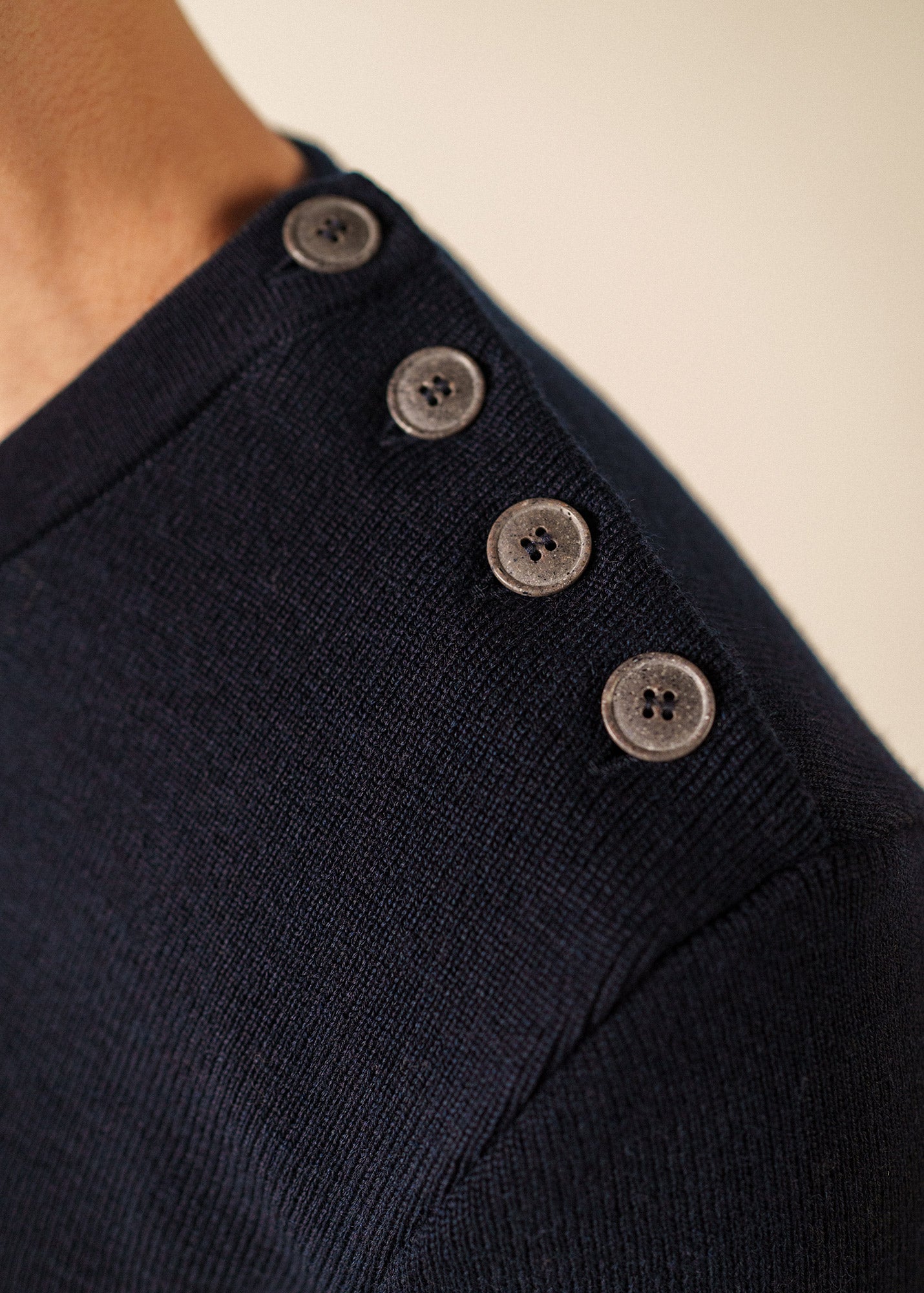 Saint James CANCALE V-Neck Wool Sweater (NAVY)
