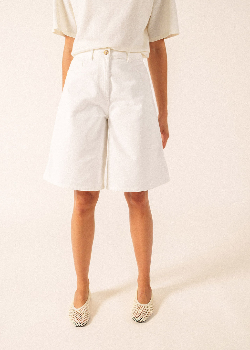 Saint James MANON Denim Wide-Leg Bermuda Shorts (IVORY)