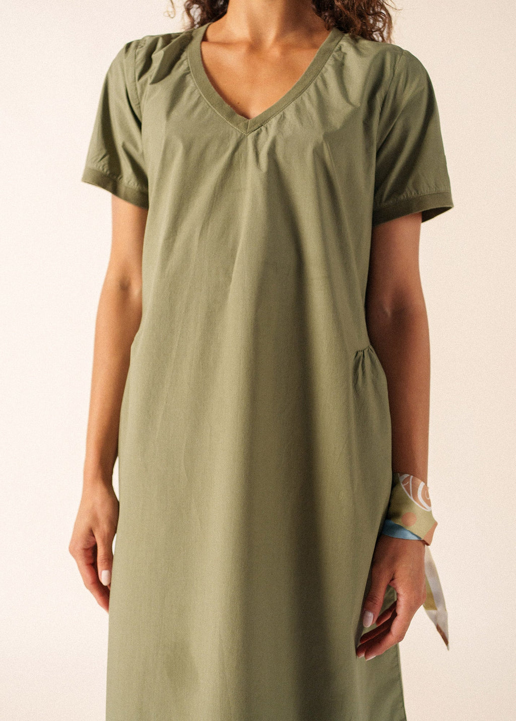 Morgane V-neck cotton dress (ARMY GREEN)