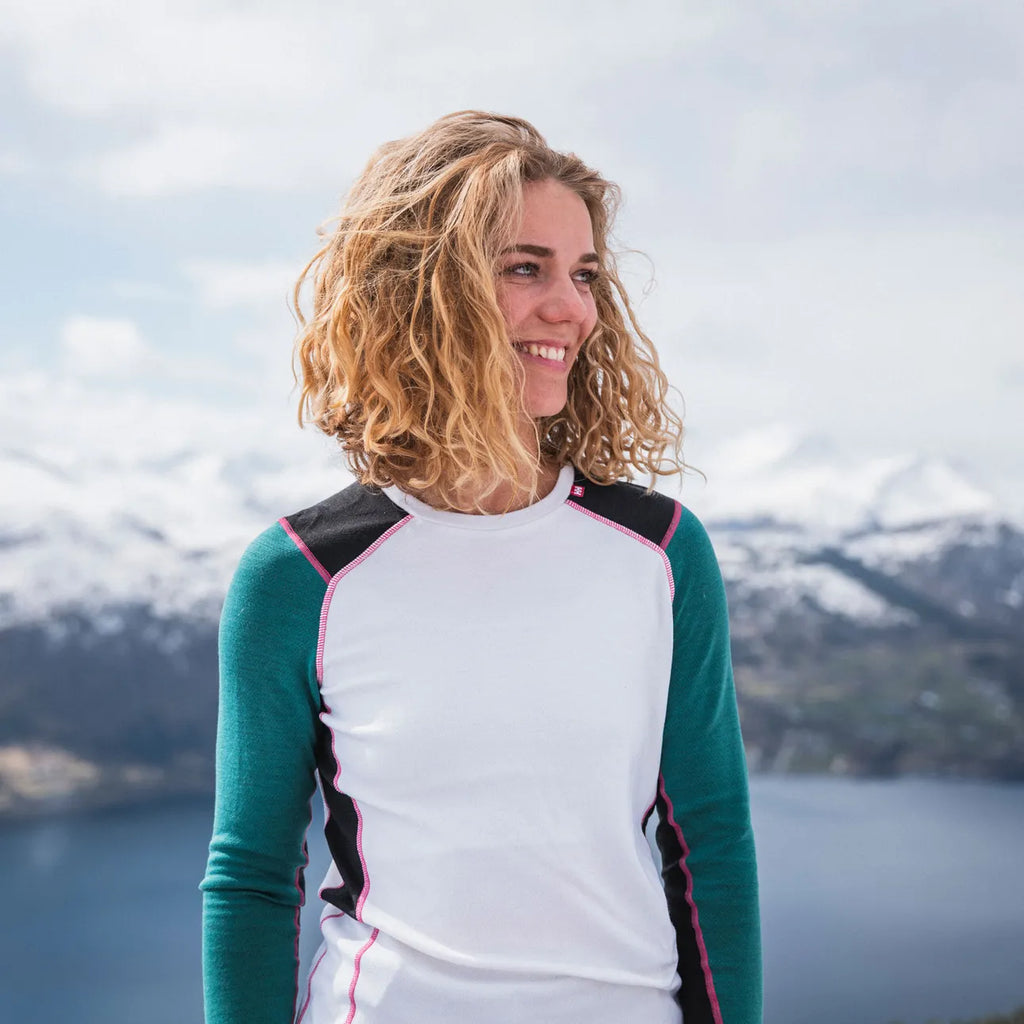 Helly Hansen Women's LIFA® Merino Midweight Crew Base Layer - Mellow Grey