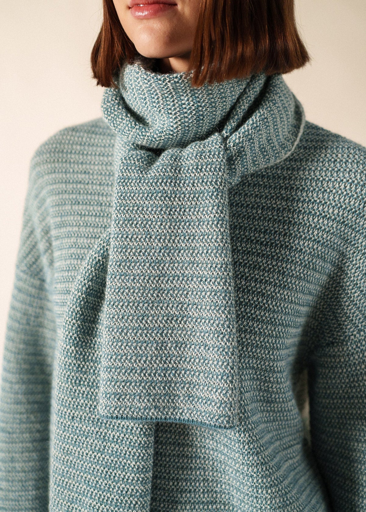 Saint James Ascain Scarf, Coastal Blue / Winter White