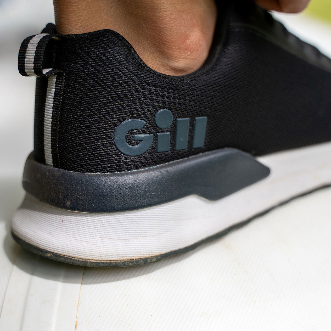 Gill Savona Sneaker