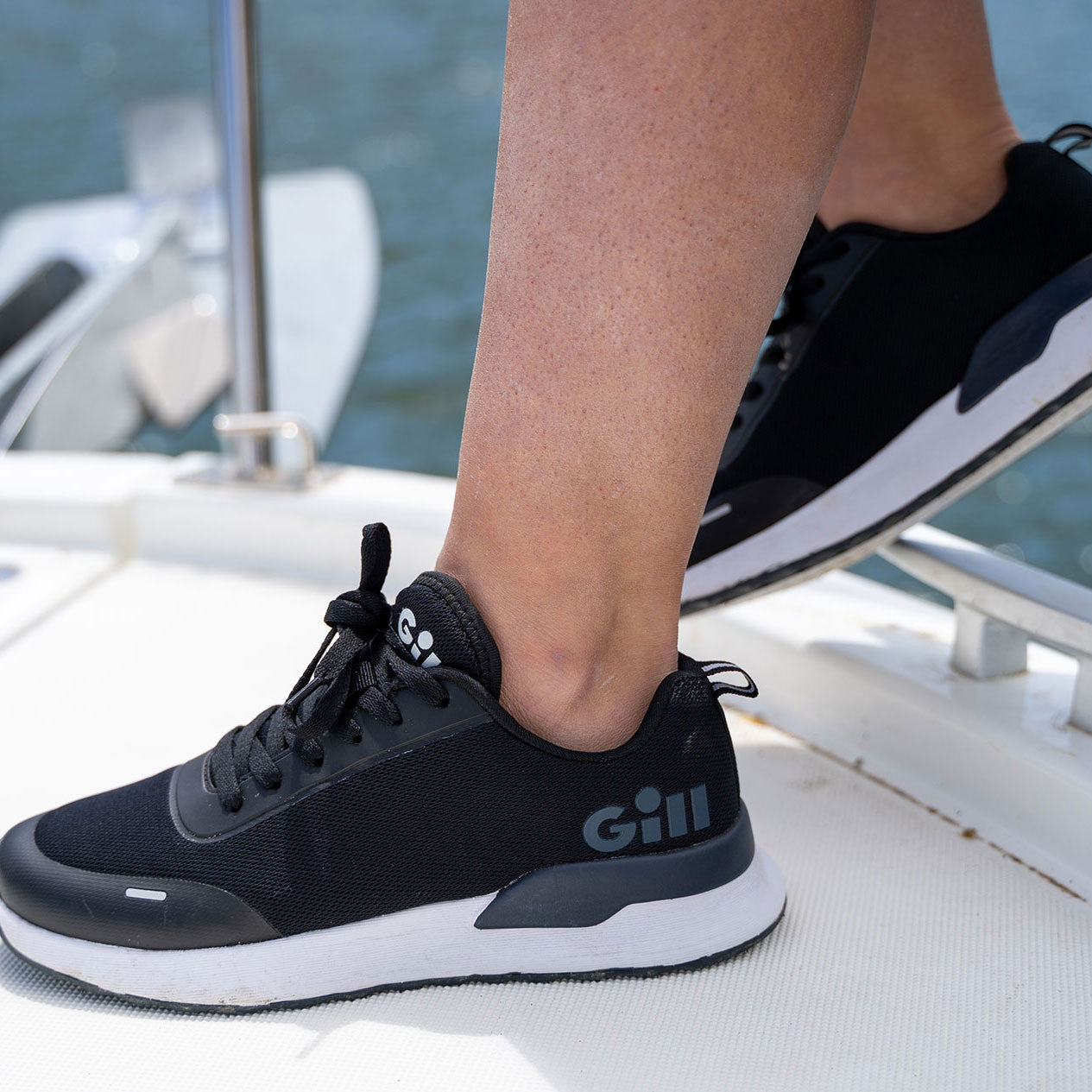 Gill Savona Sneaker