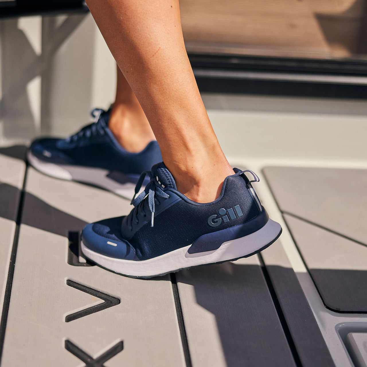 Gill Savona Sneaker