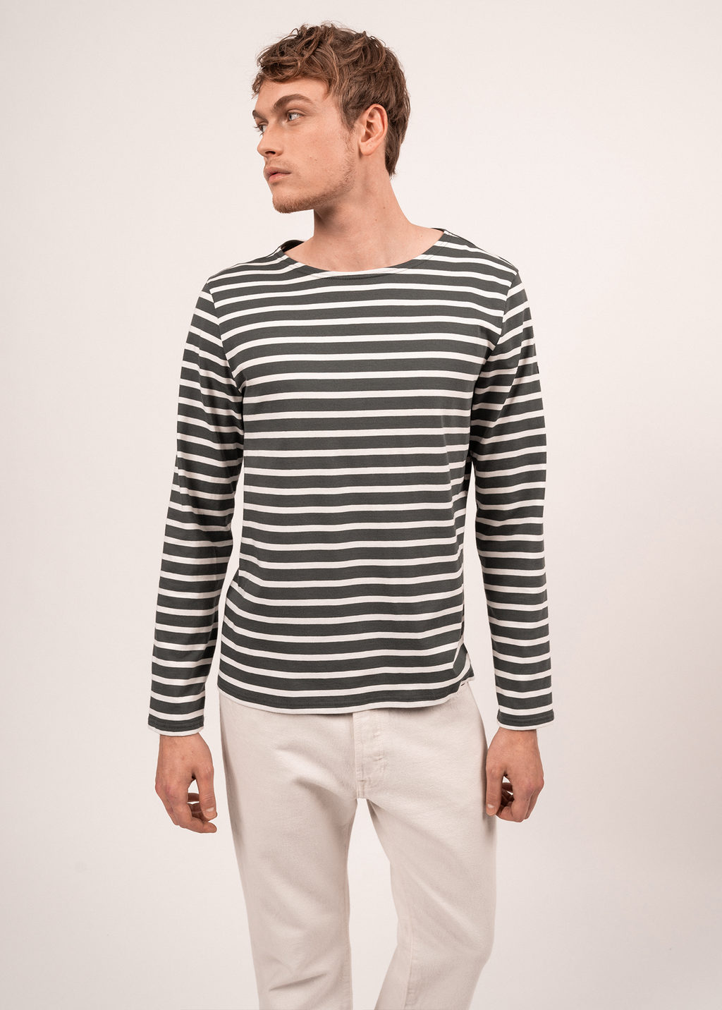 Saint James MINQUIERS MODERN - Authentic Breton Stripe Shirt | Soft Cotton | Men Fit (CHARCOAL / ECRU)