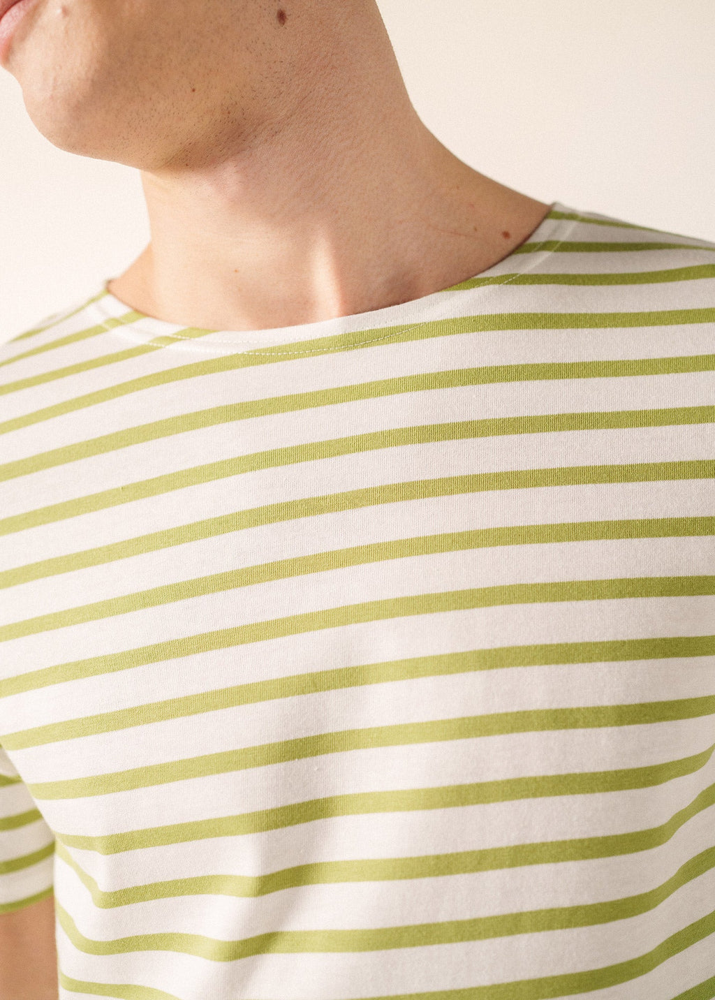 Saint James LEVANT MODERN Breton Shirt (WHITE / SAGE OLIVE)