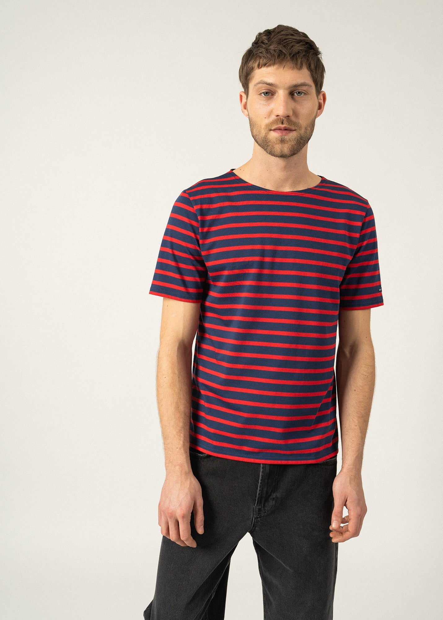 Saint James LEVANT MODERN - Breton Stripe Short Sleeve Shirt | Soft Cotton | Unisex Fit (NAVY / RED)