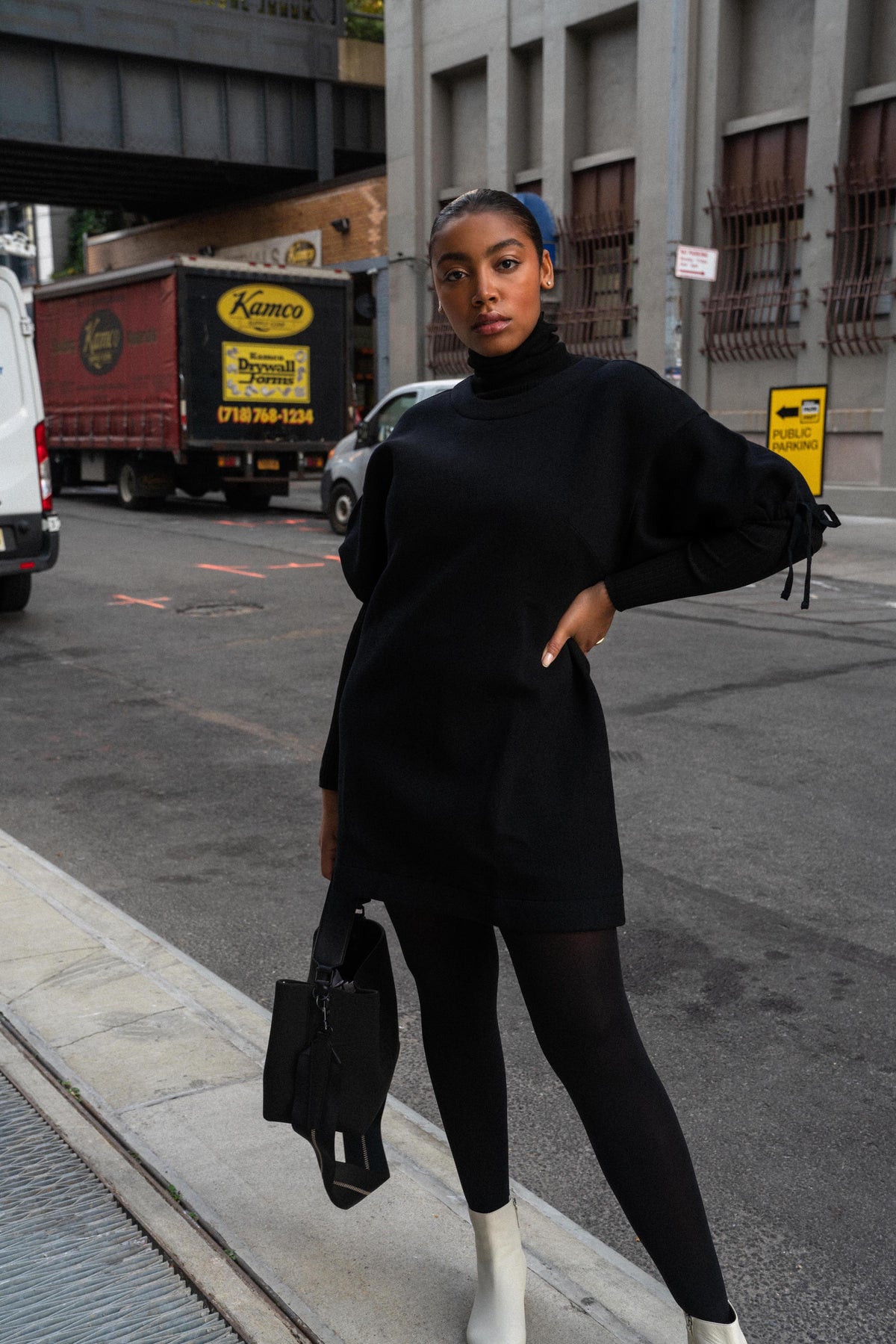 The Ansea Sweat Dress - Black