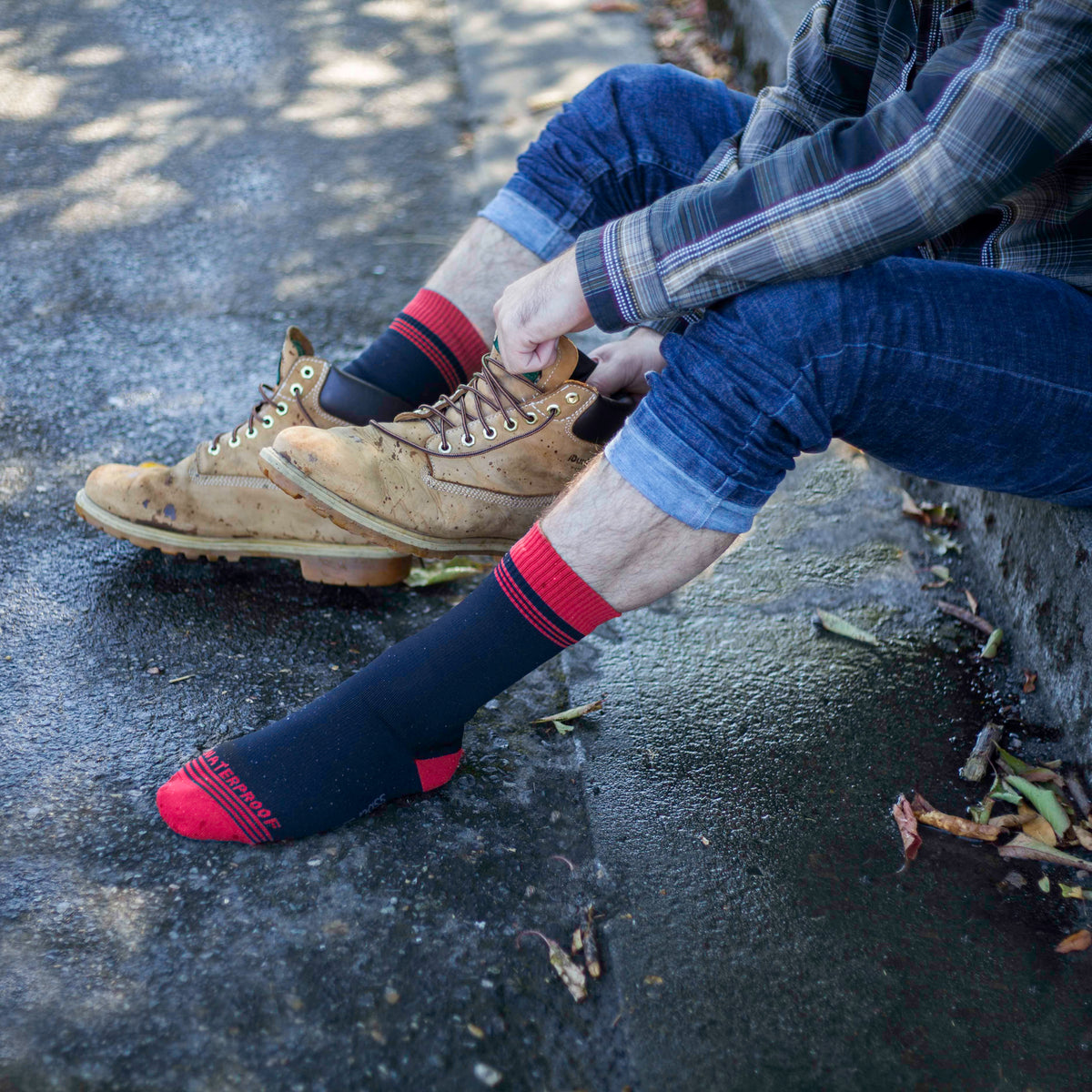 Showers Pass Cross Point Waterproof Socks: Classic FX