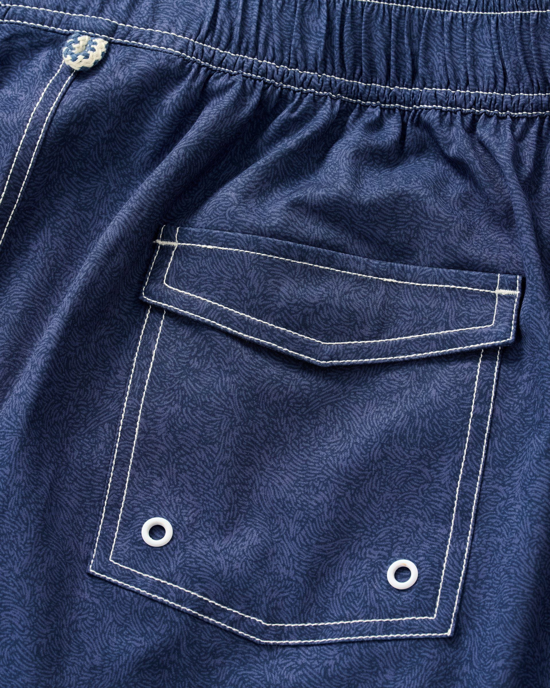 Johnnie-O The Half Elastic 7" Surf Shorts