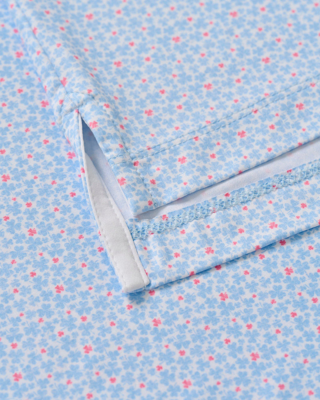 Johnnie-O Featherweight Performance Polo - Four Leaf