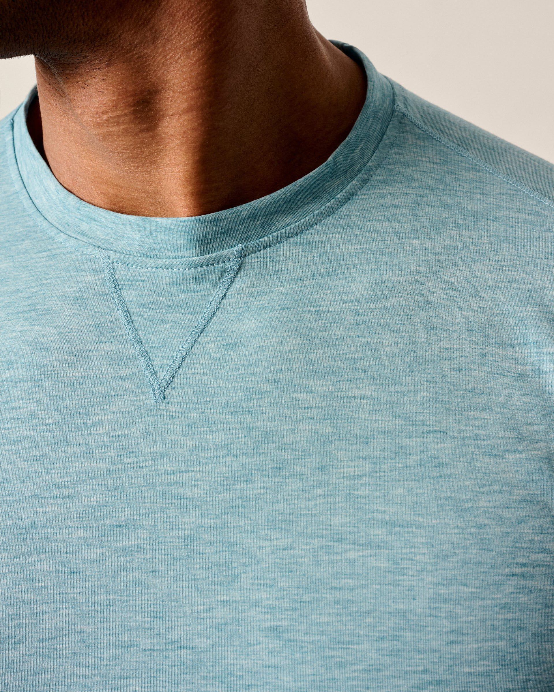 Johnnie-O The Course Performance Long Sleeve T-Shirt