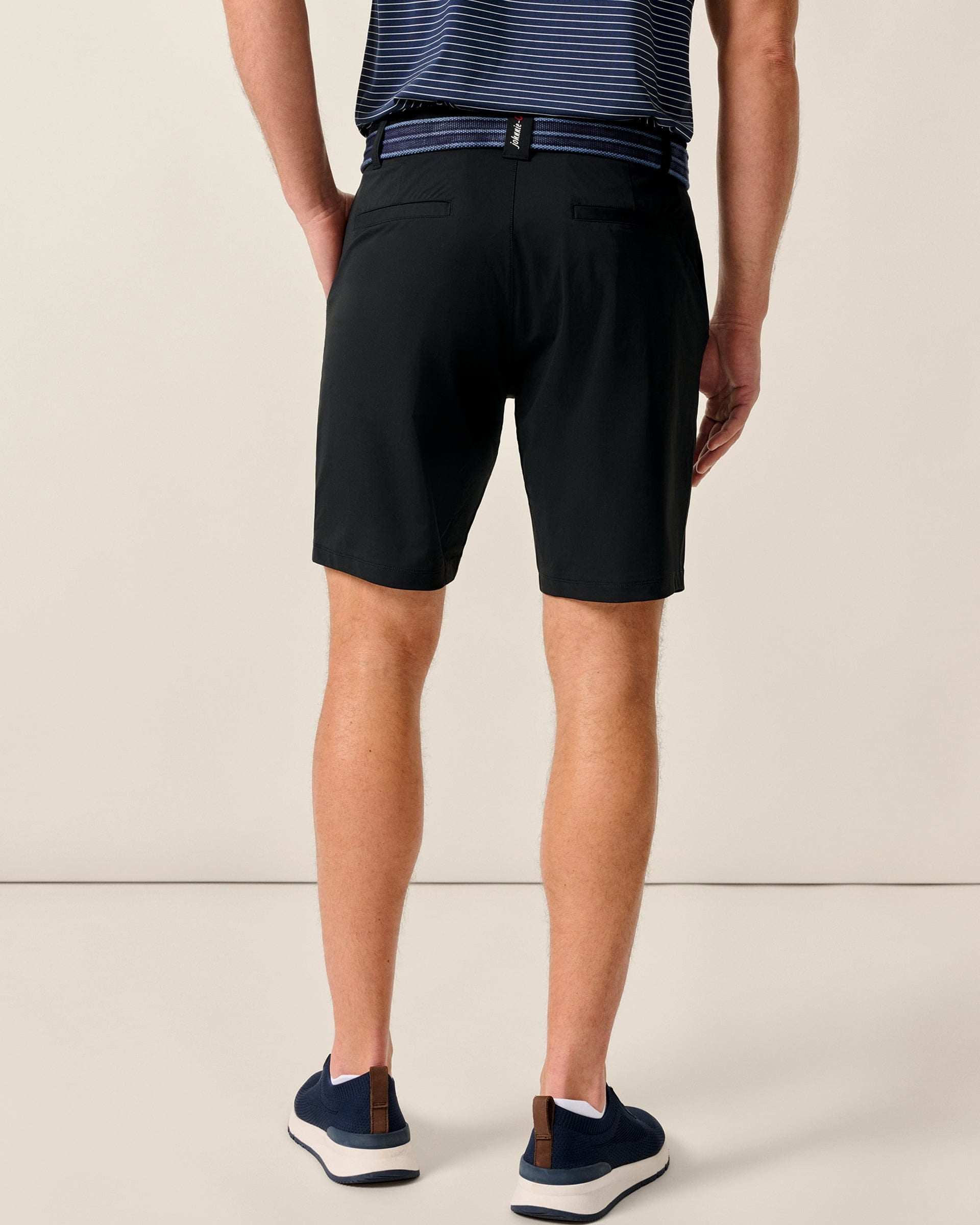 Johnnie-O Fusion Knit Performance Pull-On Short - 9", Black