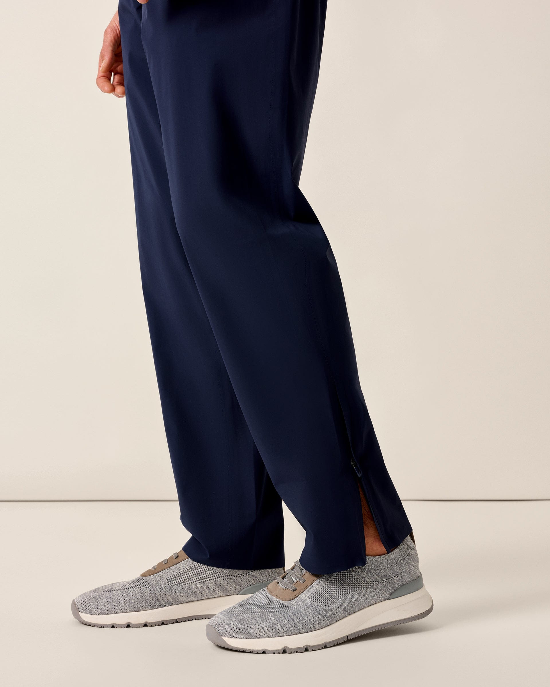 Johnnie-O Tsunami Packable Waterproof Featherweight Performance Pants, Midnight