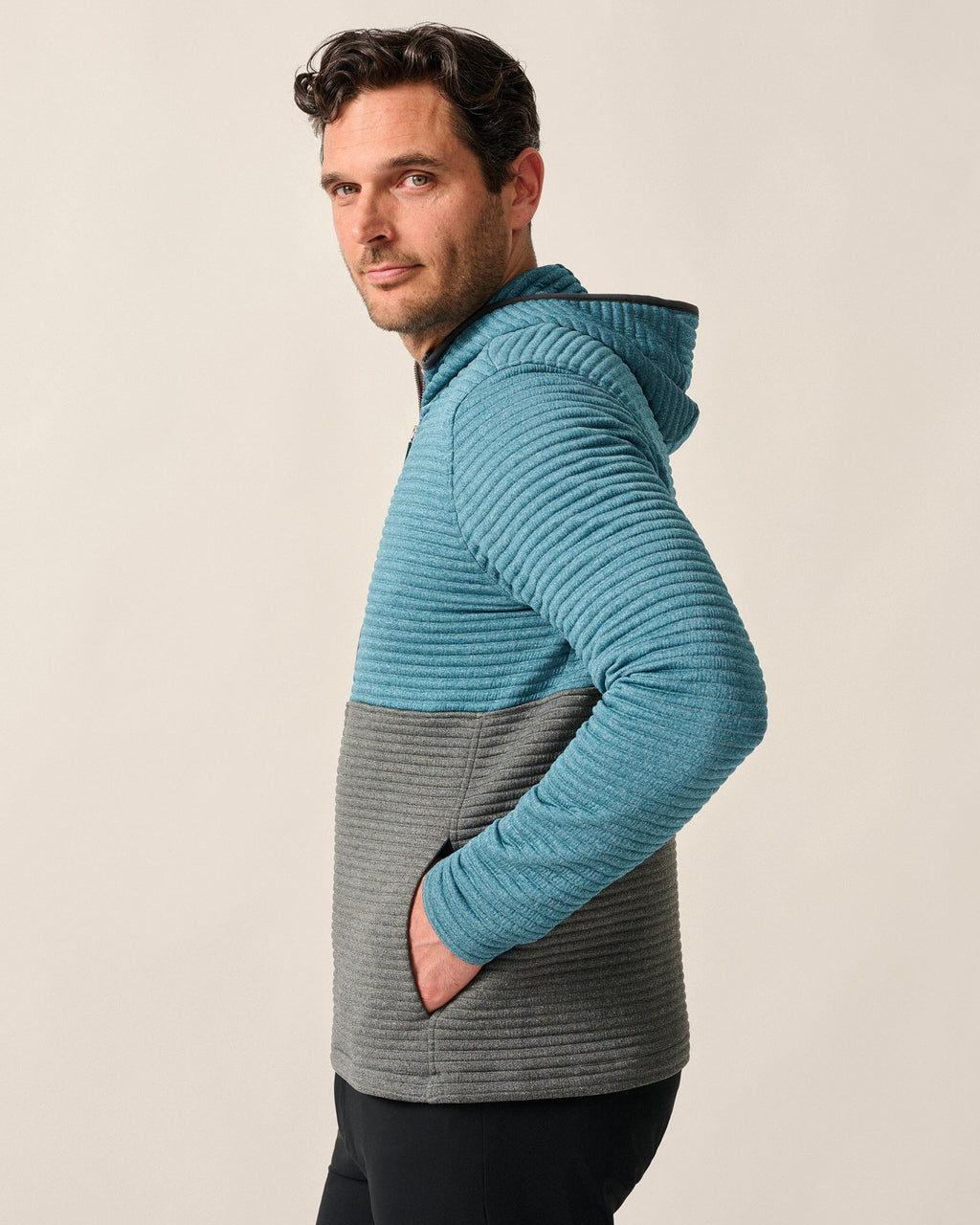 Johnnie-O Werner Performance 1/4 Zip Hoodie