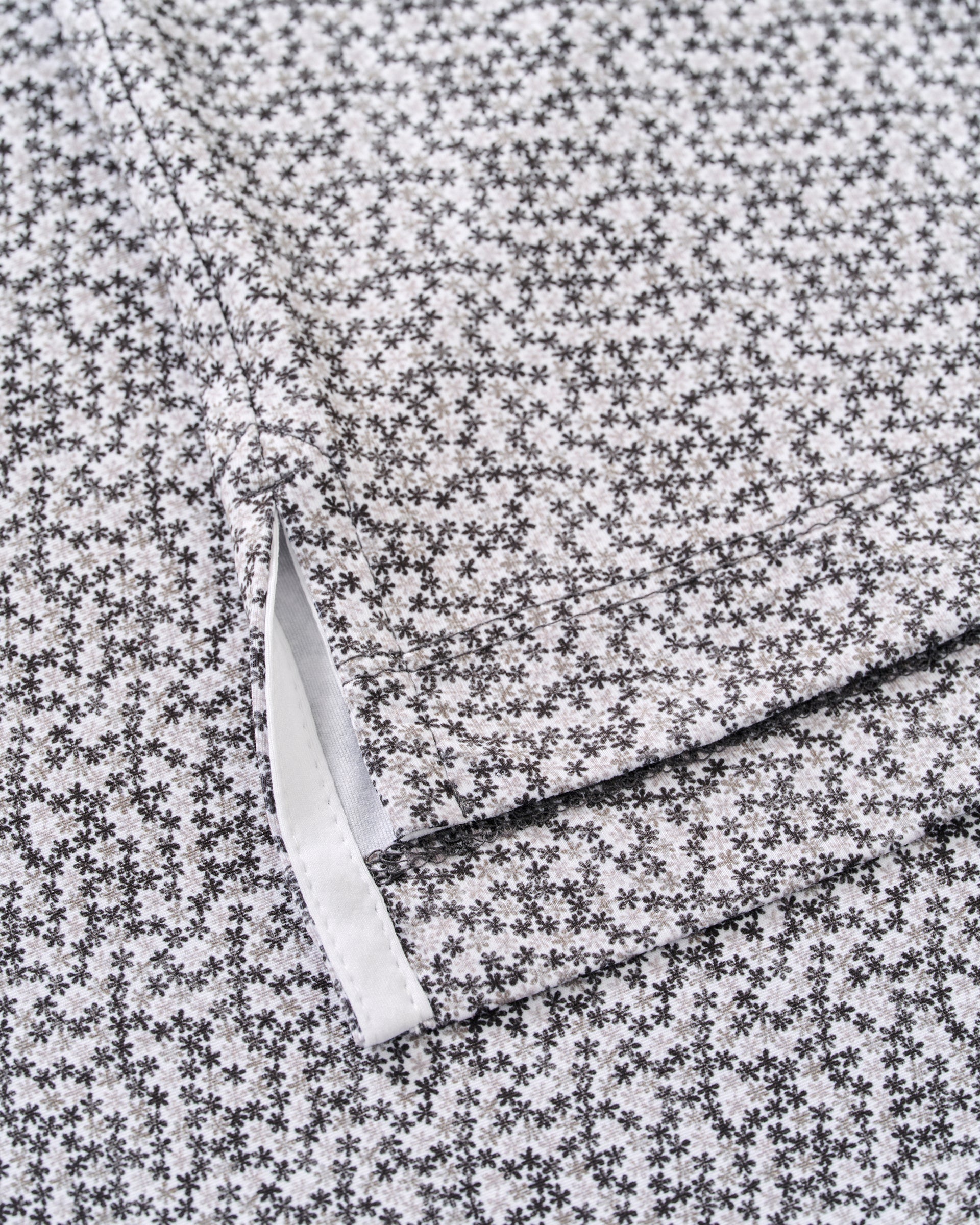 Johnnie-O Featherweight Performance Polo - Petals