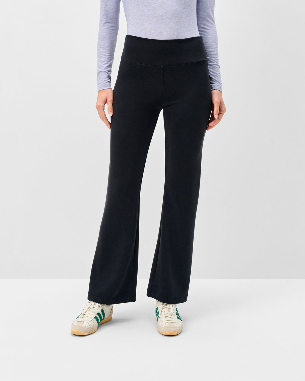 Johnnie-O Solange Flared Leg Sweatpant