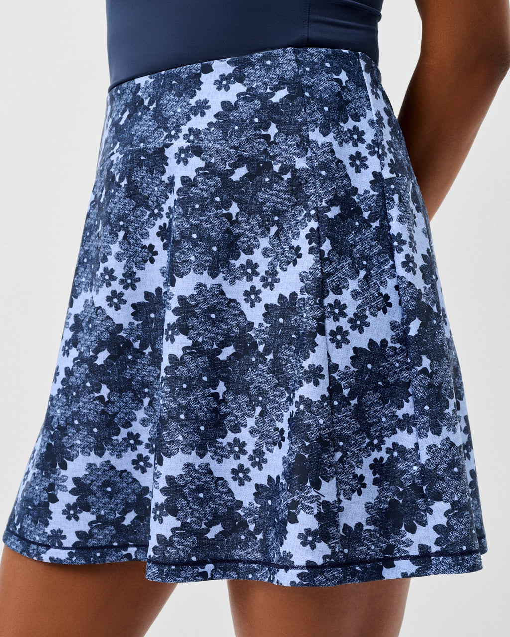 Johnnie-O Bethany Performance Skort