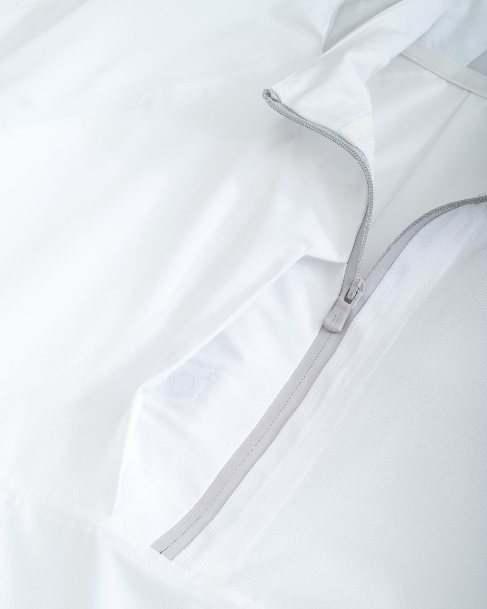 Johnnie-O Stealth Stowable Short Sleeve Rain Jacket