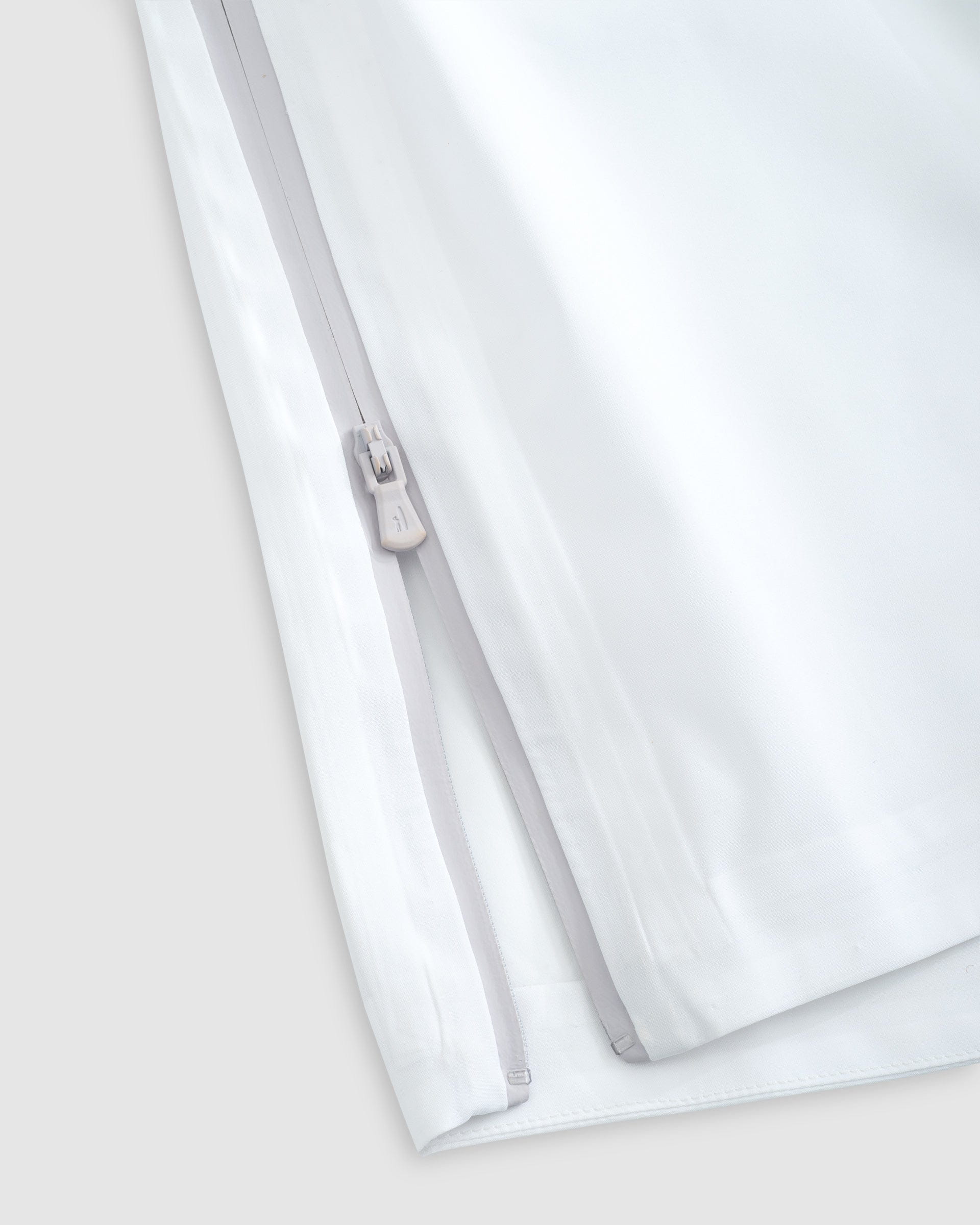 Johnnie-O Stealth Stowable Short Sleeve Rain Jacket