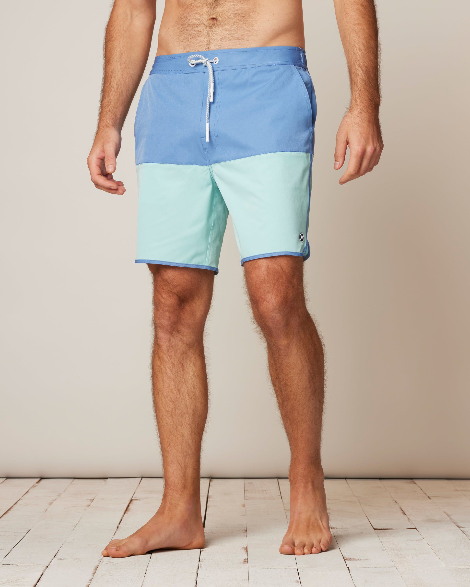 Johnnie-O Tully Half Elastic 7" Surf Shorts - Scalloped Hem
