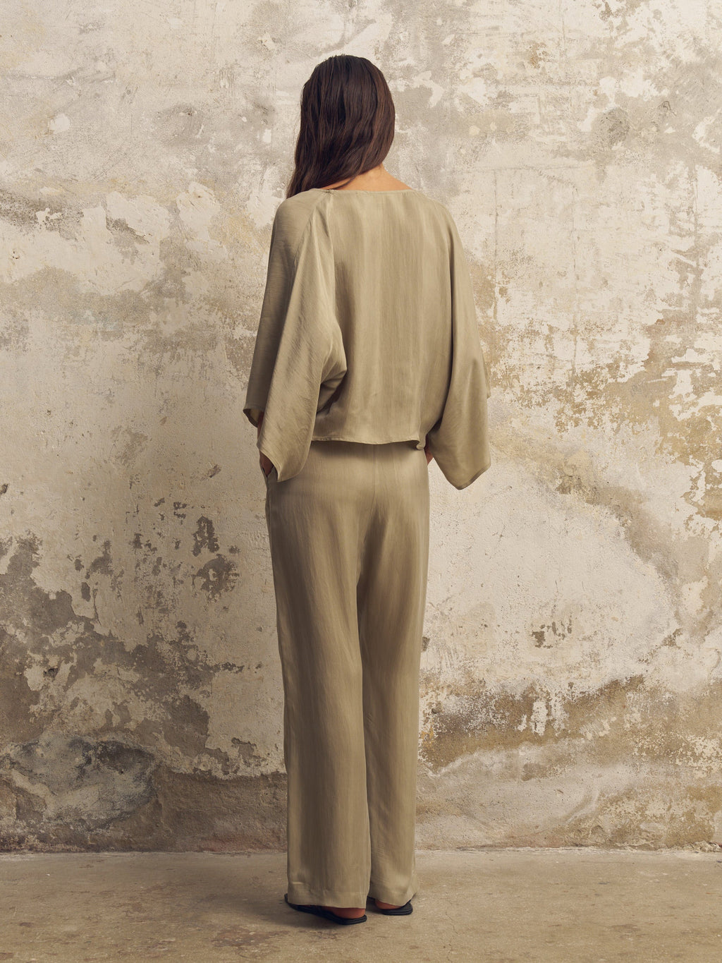 The Handloom Lucid Flow Tie Pants Khaki Green