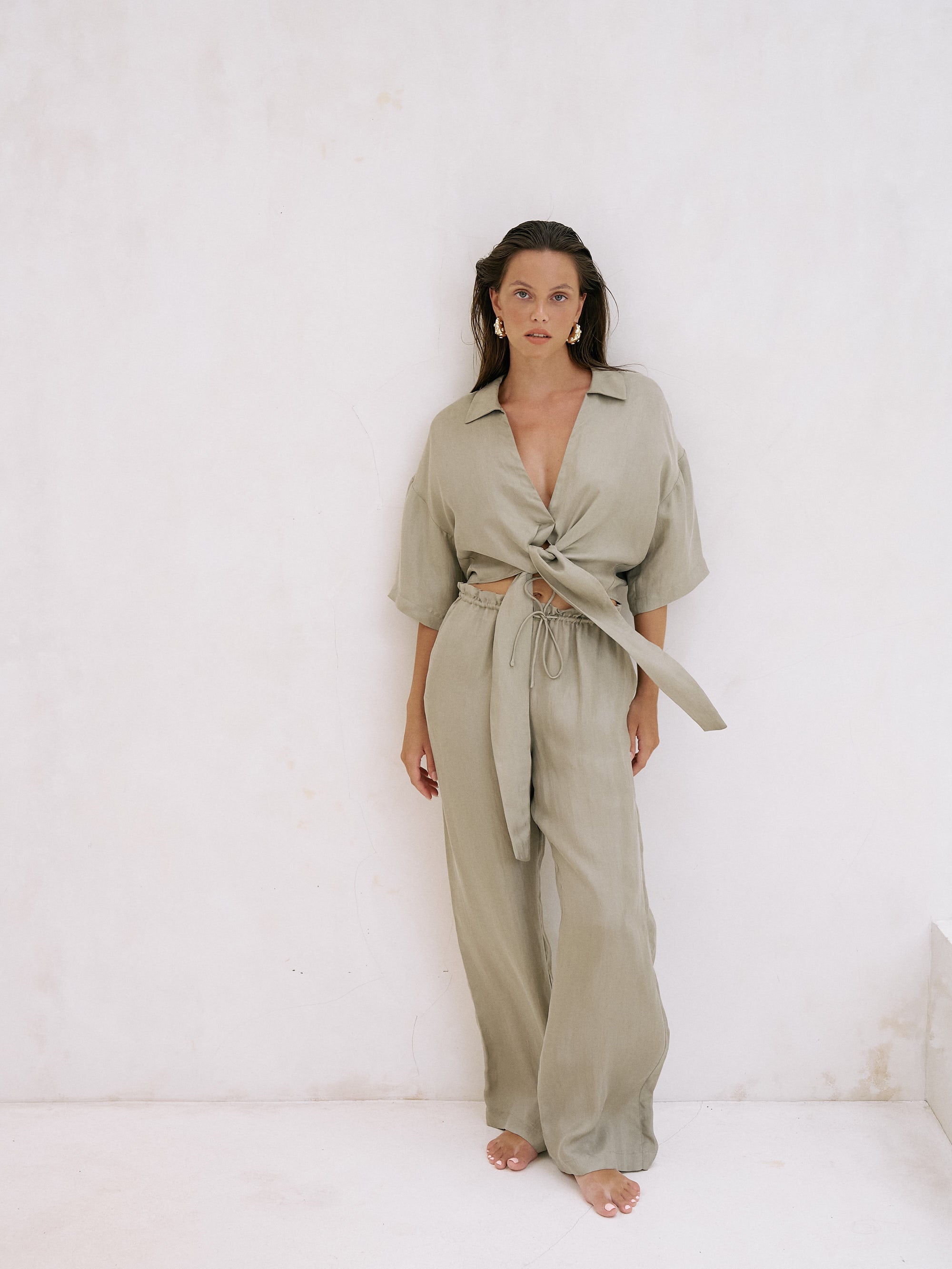 The Handloom Lucid Flow Tie Pants Khaki Green