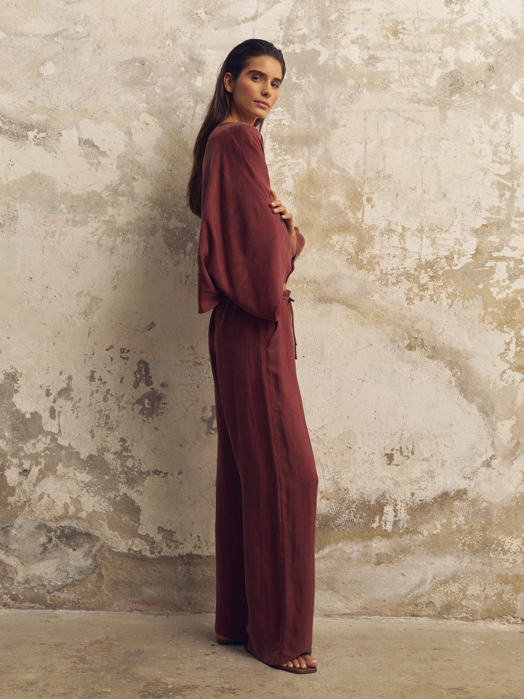 The Handloom Lucid Flow Tie Pants Burgundy