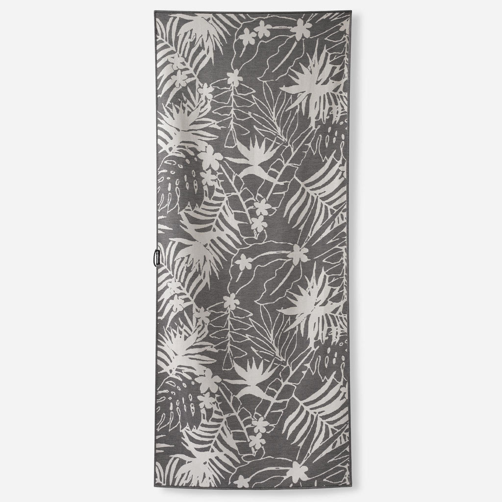 Nomadix Organic Cotton Travel Towel: Retro Palms Black