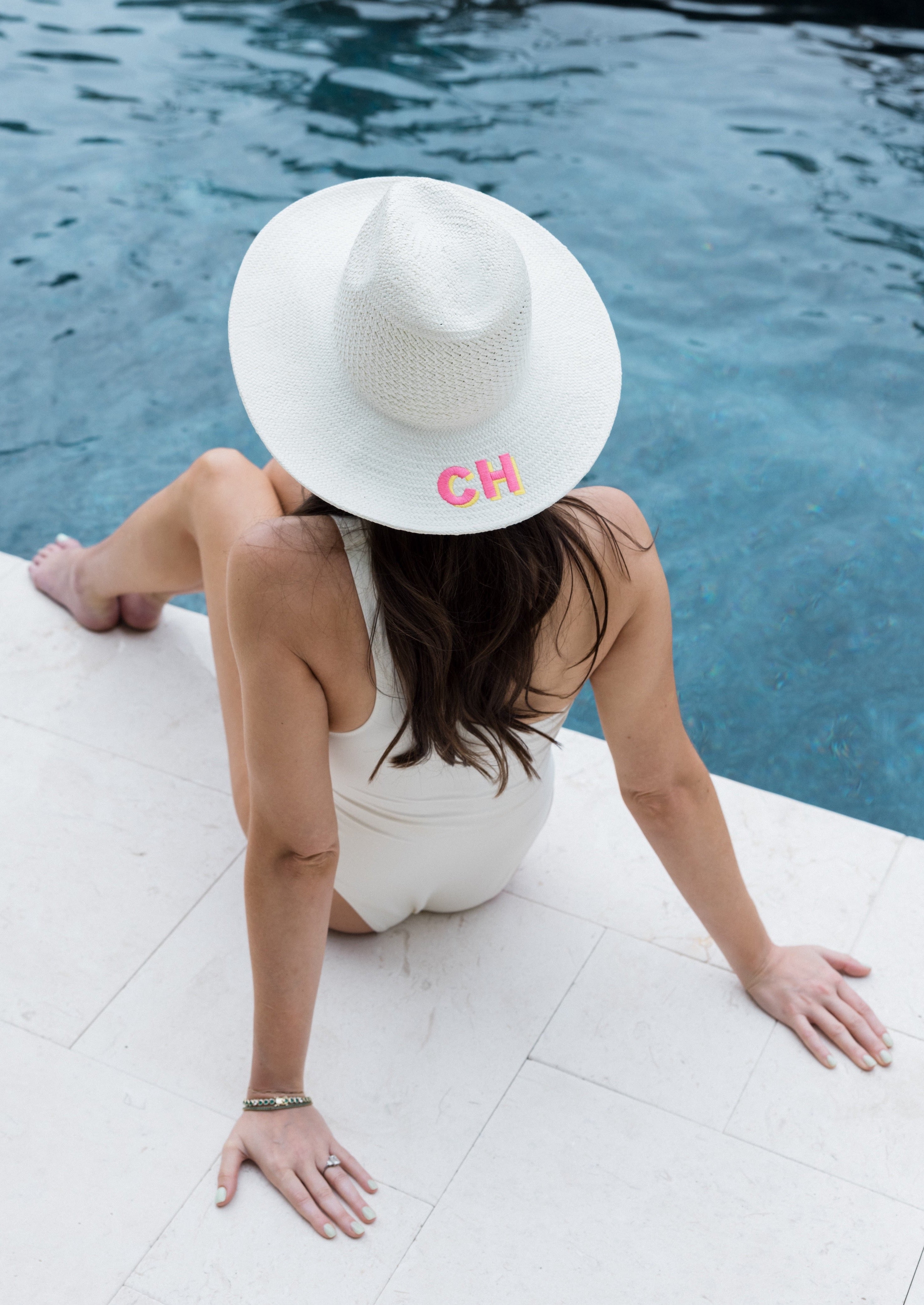 Hat Attack New York Vented Luxe Packable, Bleach