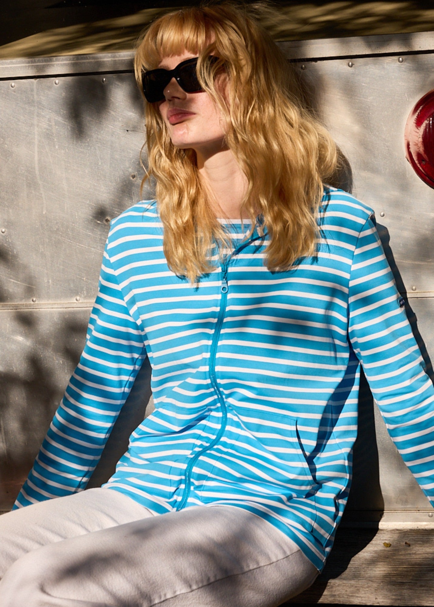 Saint James PLOUGASTEL II Striped Hoodie (CAPRI BLUE / WHITE)