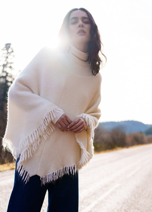 GO OUEST PONCHO - Fringed Knit Poncho | Soft Mohair-Alpaca Blend (WINTER WHITE)